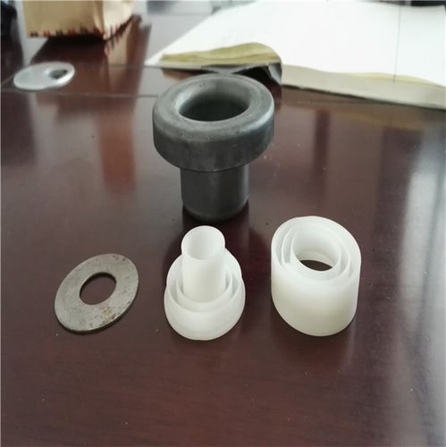 明鑫输送机械 打造高质量高分子托辊配件与粮保器材的创新之选